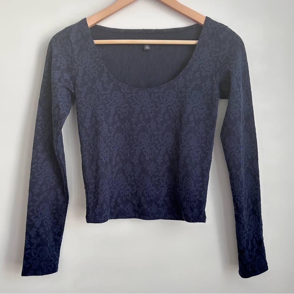 American Eagle Outfitters Y2K Blue Crocheted Floral Lace Cropped Long Sleeve Top